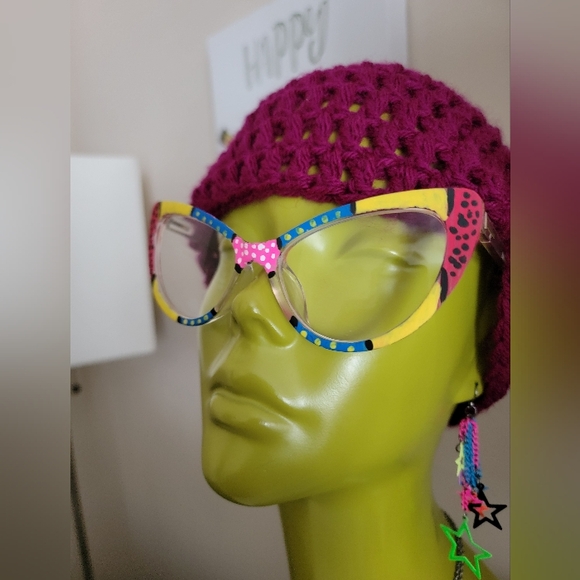 FREE Readers +1.00 [with any bundle] - Picture 3 of 3